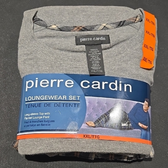 Pierre Cardin Lounge Set - Gray and Orange Plaid - Picture 2 of 4